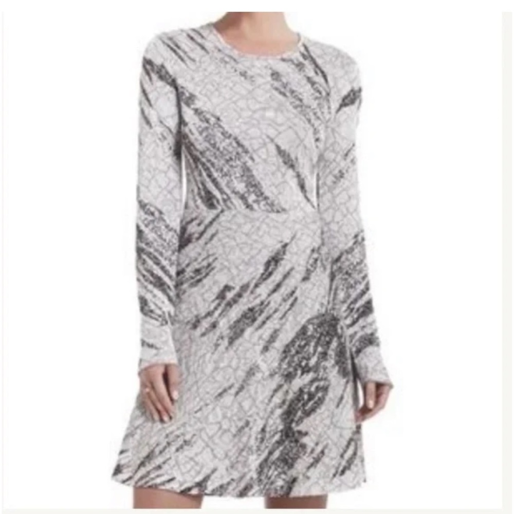 Bcbgmaxazria dress